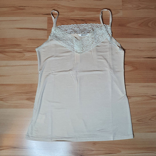 Blusa básica tirante de algodón para dama con encaje - Lukaut