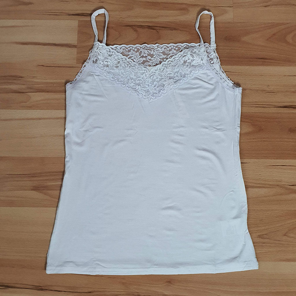 Blusa básica tirante de algodón para dama con encaje - Lukaut