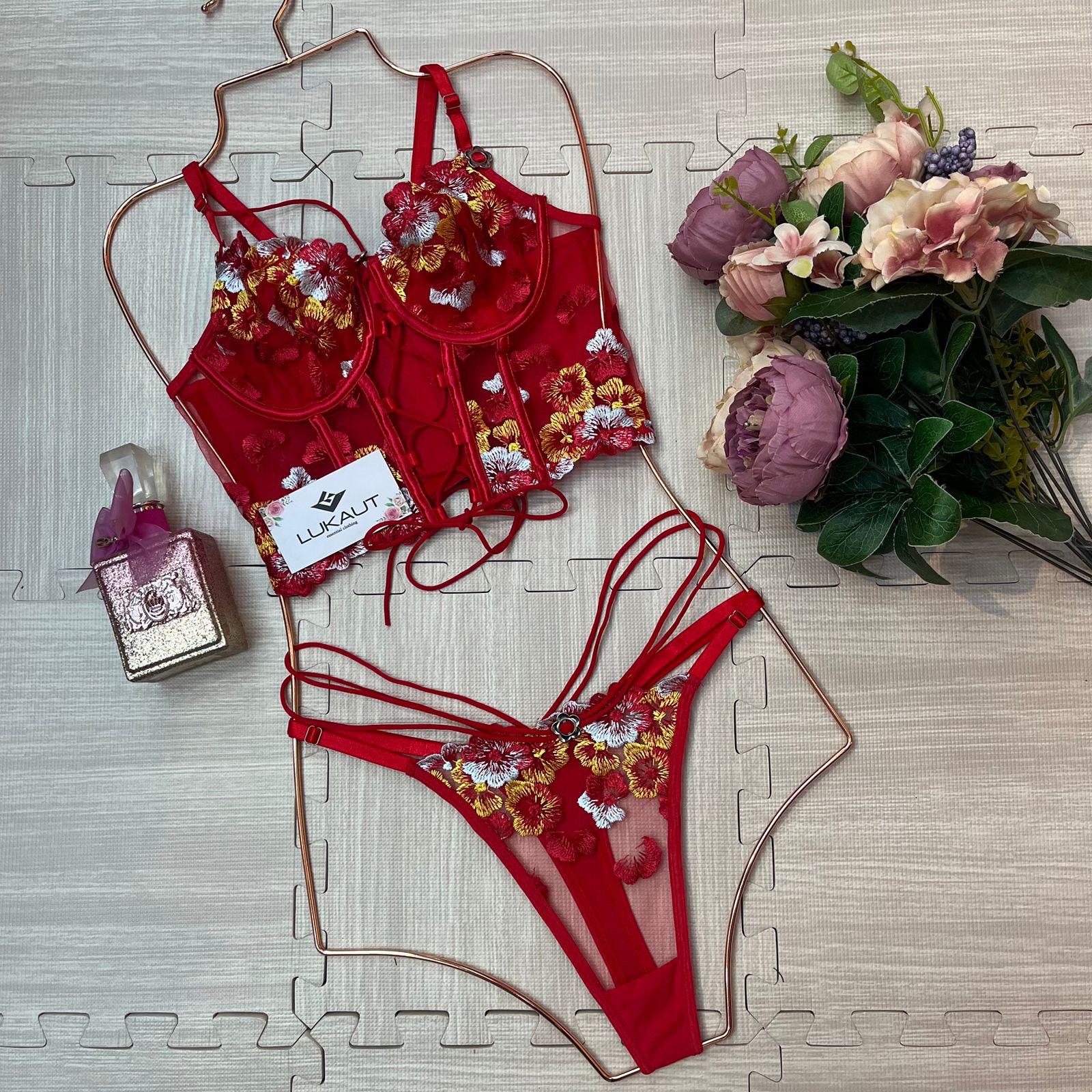 Coordinado lencero flores