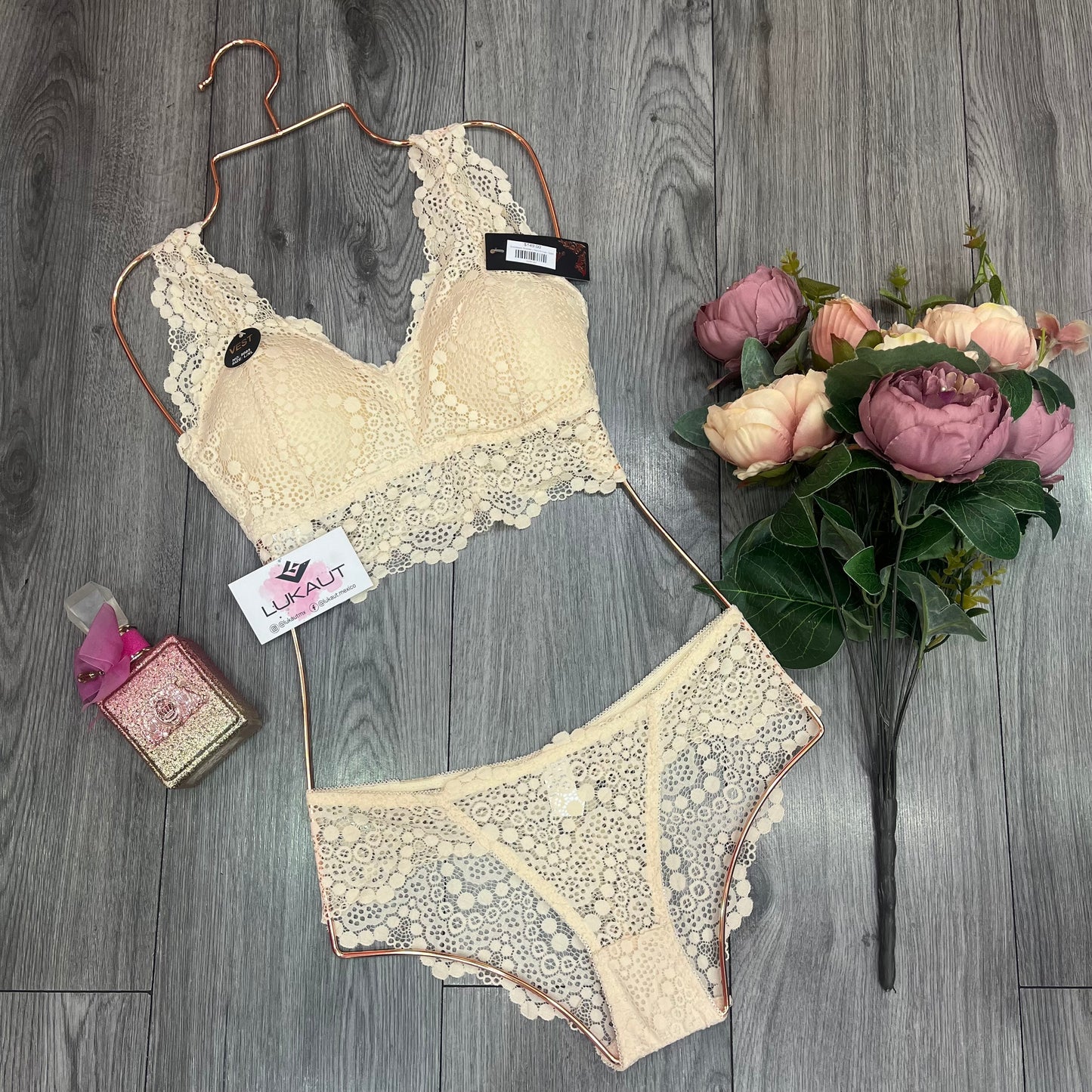 Coordinado Bralette y Panti Encaje