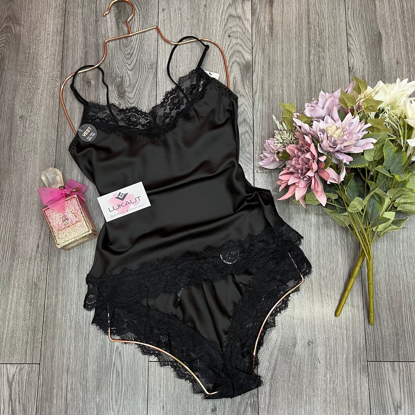 Set Pijama Short Cachetero y Blusa