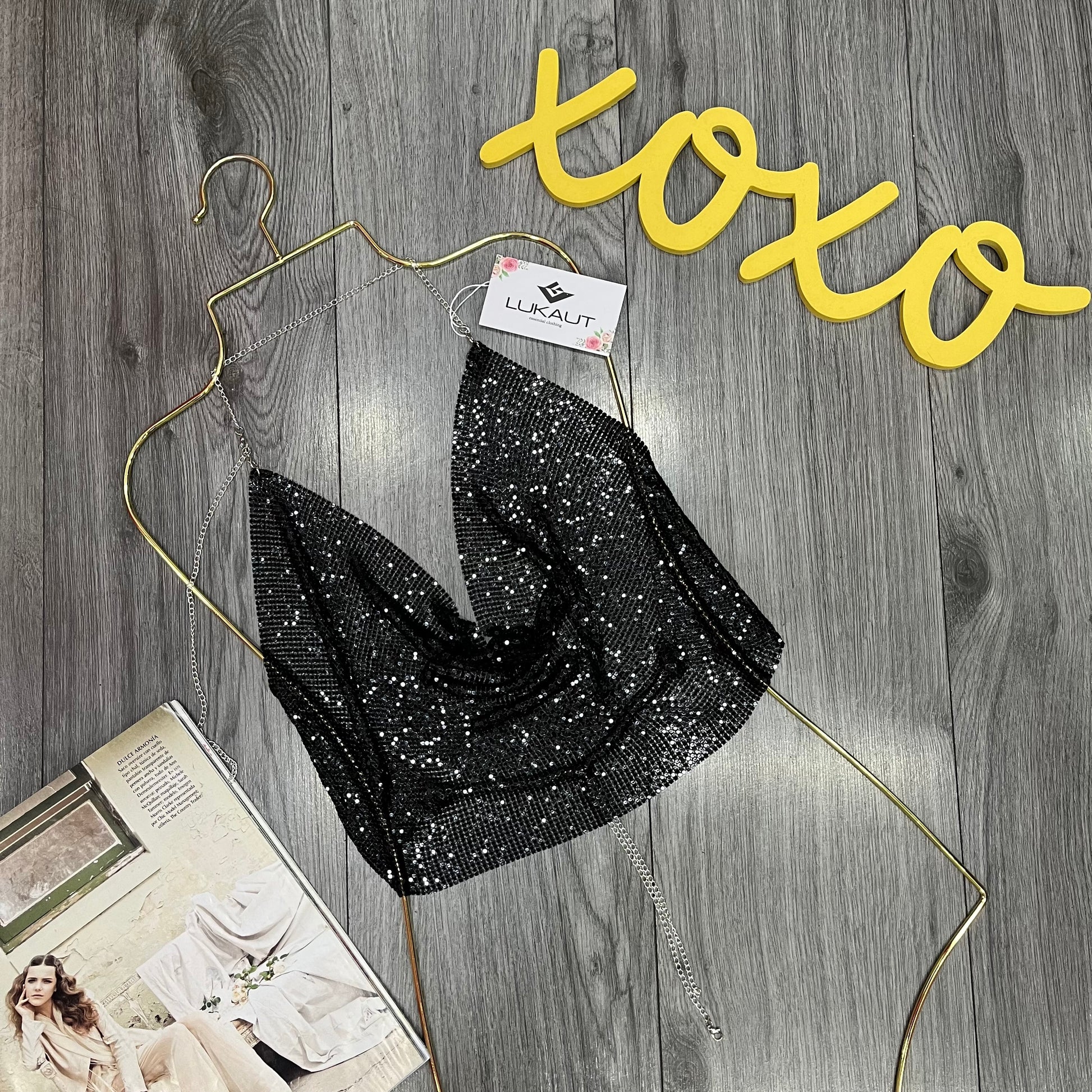 top metálico halter lukaut